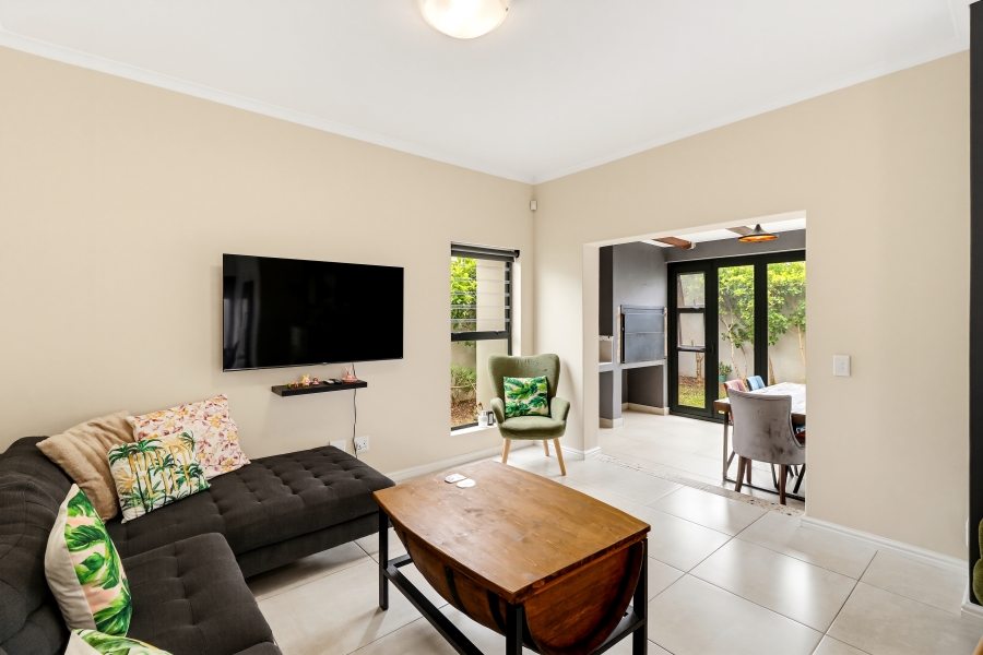 3 Bedroom Property for Sale in Aan de Wijnlanden Western Cape